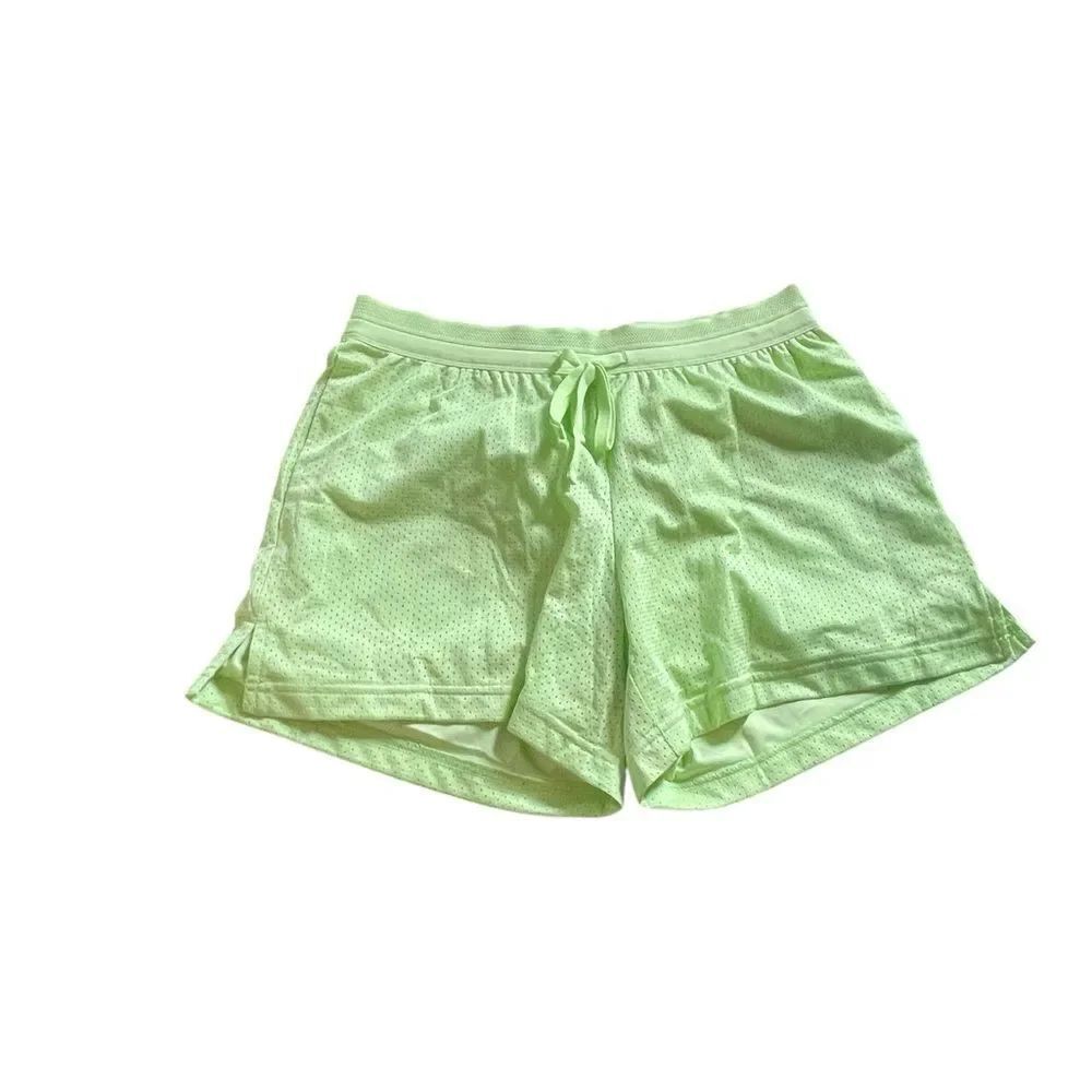 Athletic works size XS (0-2) Women's Light Green Shorts lined like new